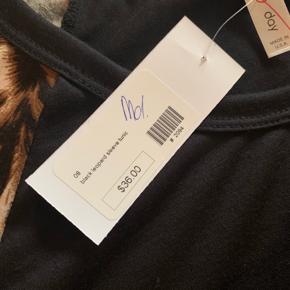 Black leopard sleeve tunic - Picture 5 of 9